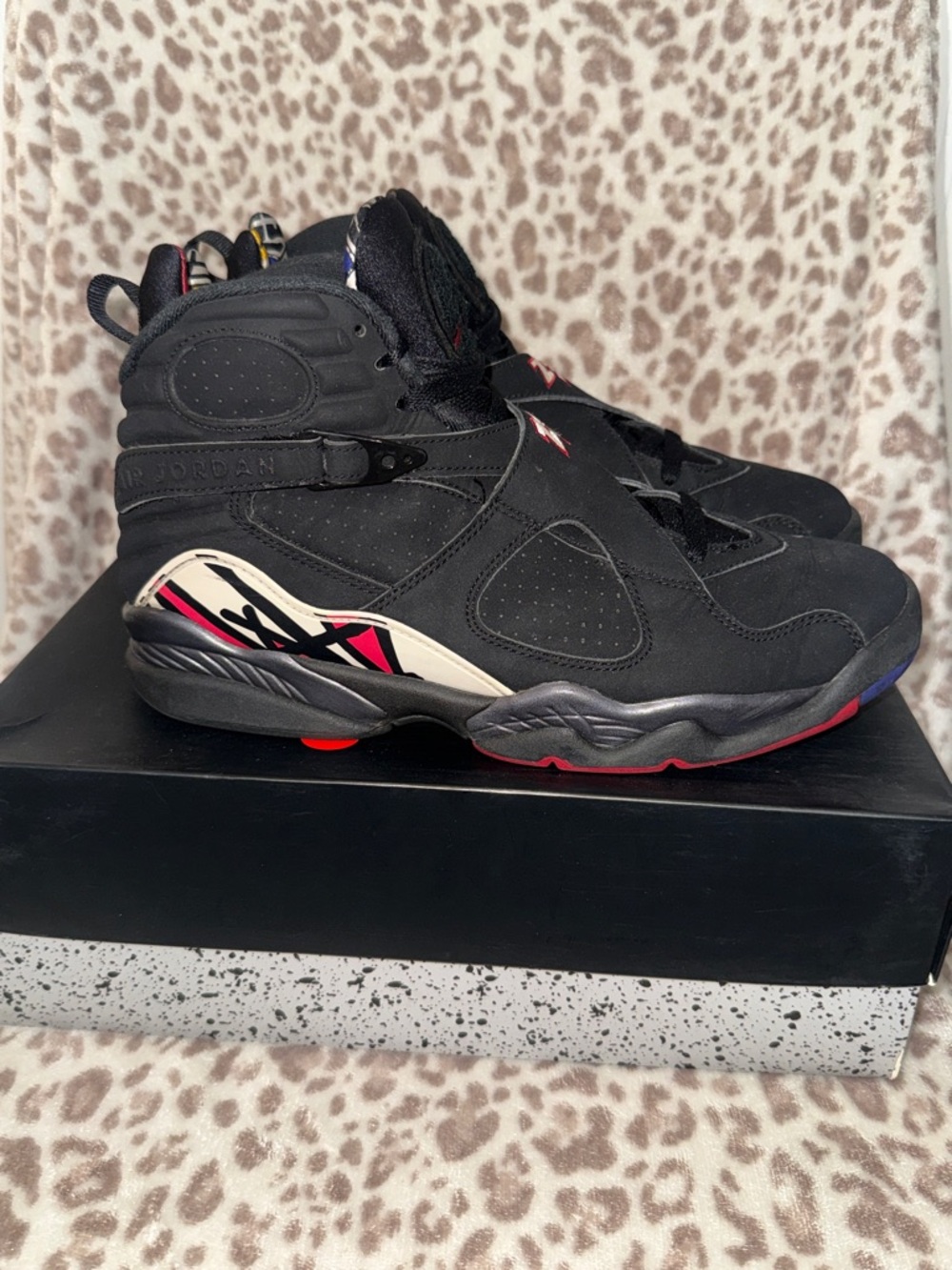 Air Jordan Playoff 8’s Black Red white